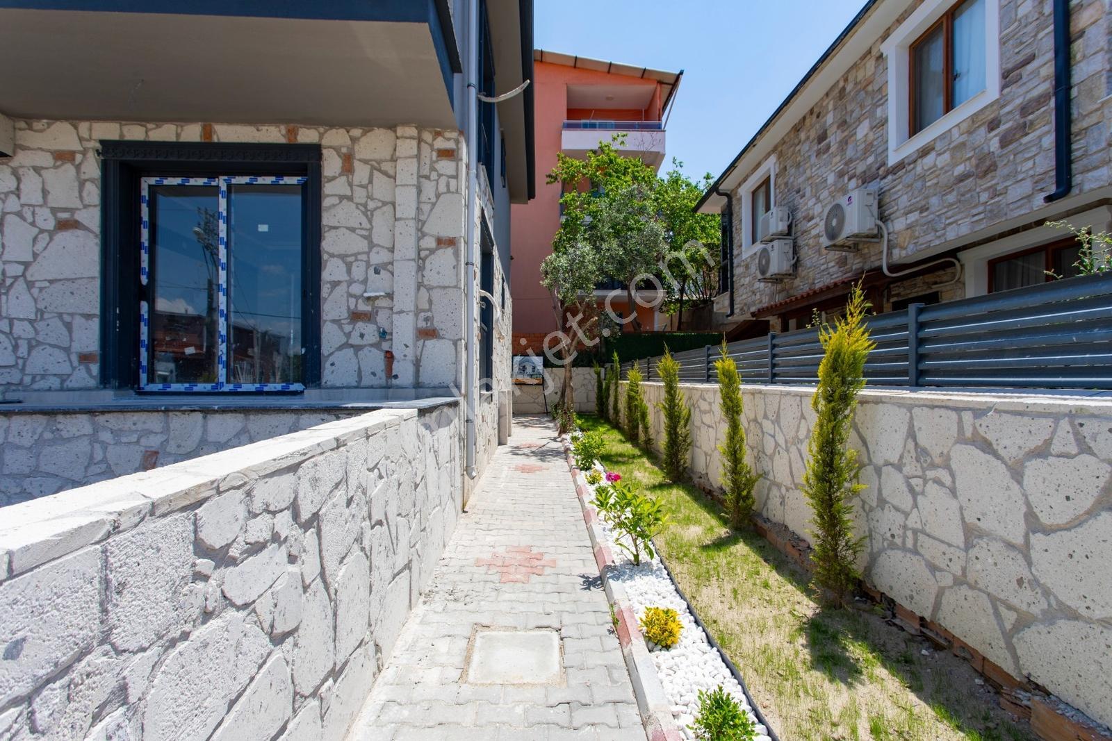 Foça Kazım Dirik Mah. Satılık Bahçe Katı 1+1 Daire - Görsel 33