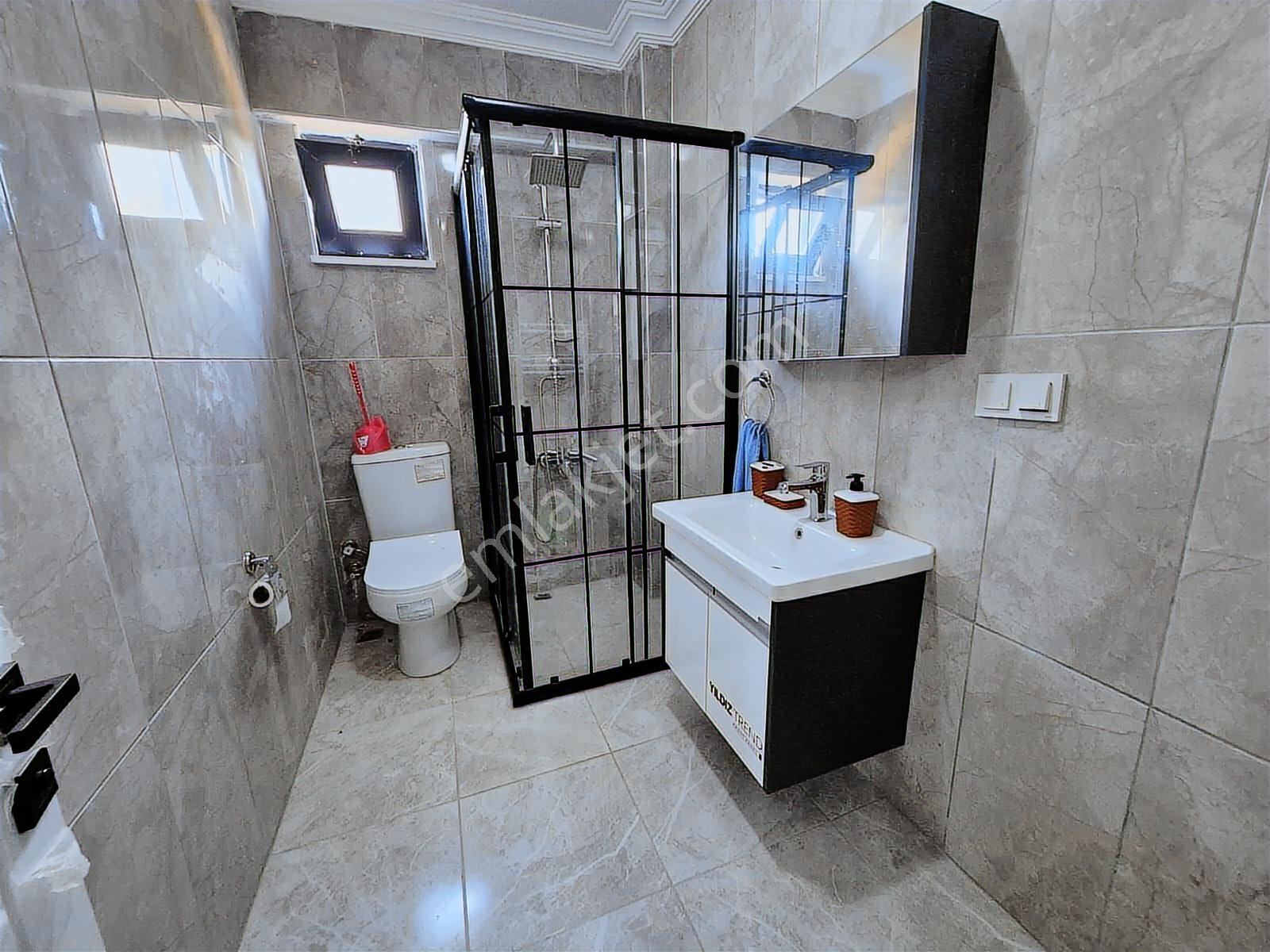 Keşan'da Harika Konumda 1+1 Kiralık Daire - Görsel 11