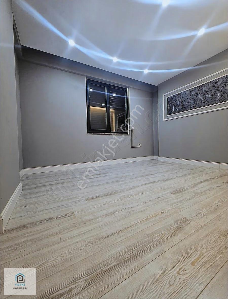 Bağbaşının En Gözde Lokasyonunda Ferah Yaşam Alanına Sahip 3+1 K - Görsel 2