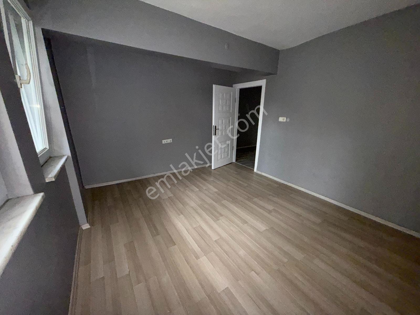 Kentpark Civarı Bahçelı Kiralık Daire 2+1 - Bahadır Eker'den - Görsel 18