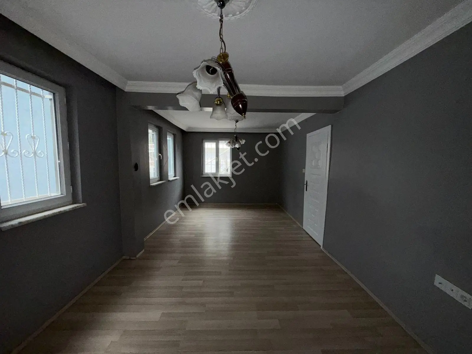 Kentpark Civarı Bahçelı Kiralık Daire 2+1 - Bahadır Eker'den - Görsel 5