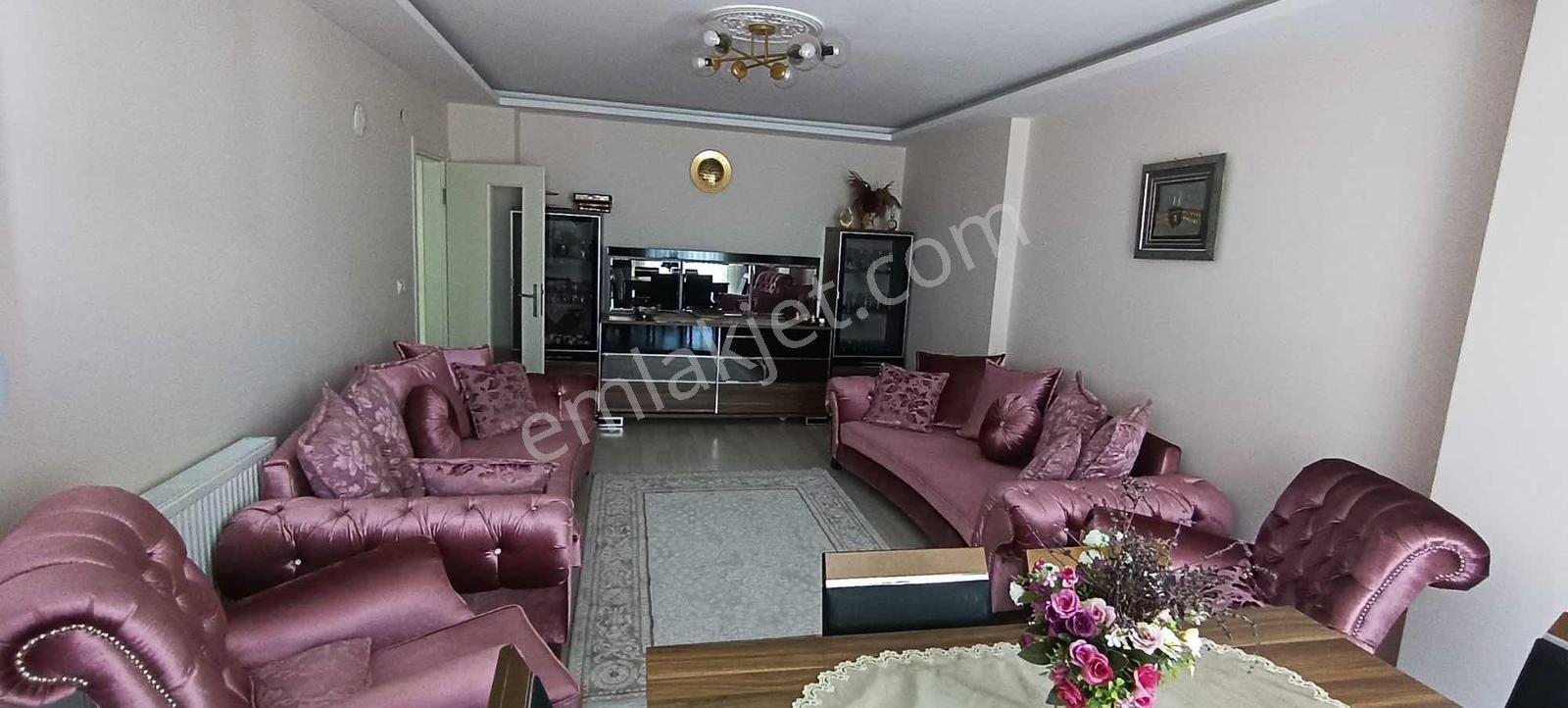 Yağmur Emlak'tan Süper Konumda Fırsat 3+1 Satılık Daire - Görsel 2