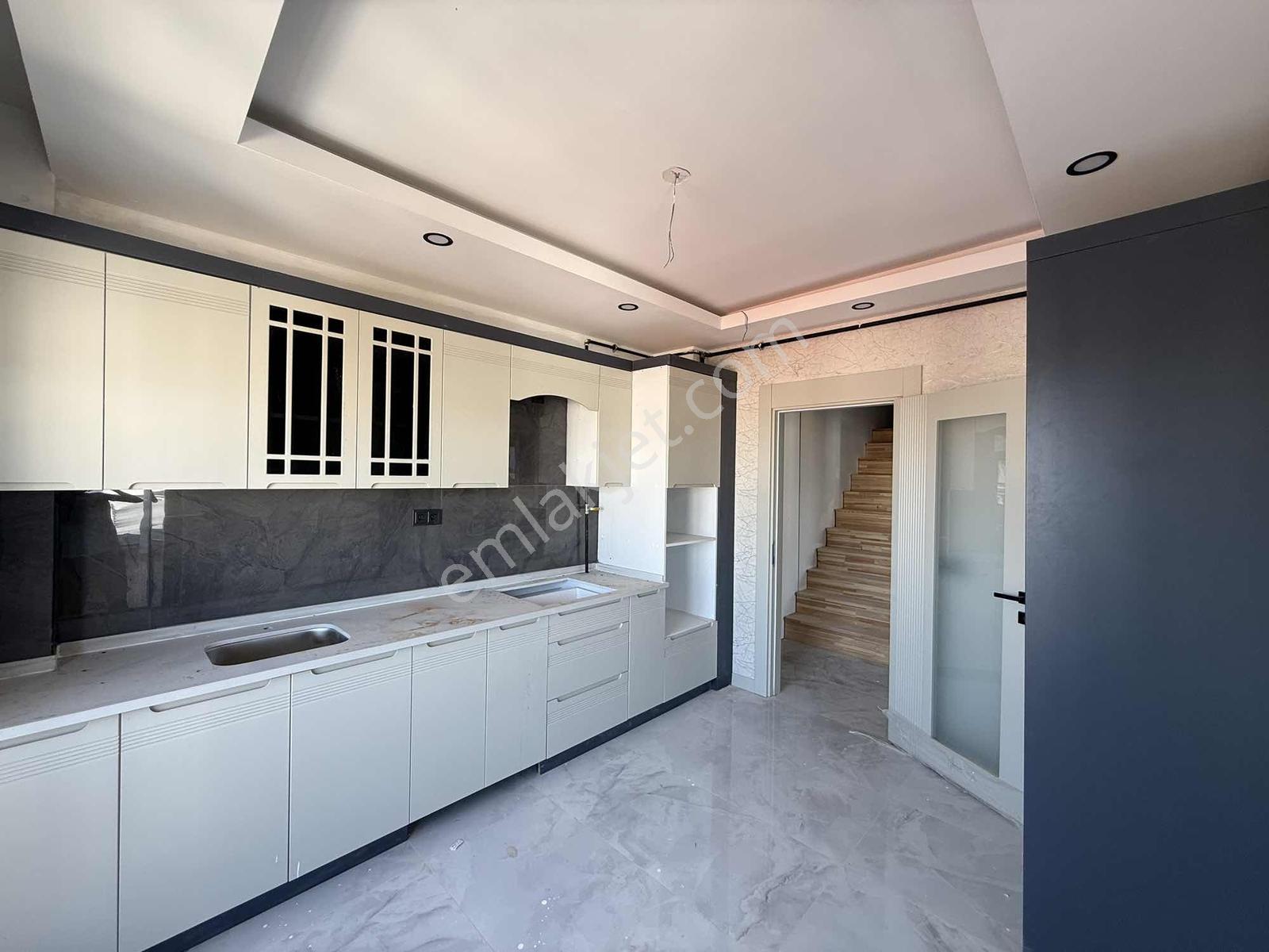 Çankaya Mahallesinde Satılık 4+1 Geniş Dubleks Daire Fırsatı - Görsel 3