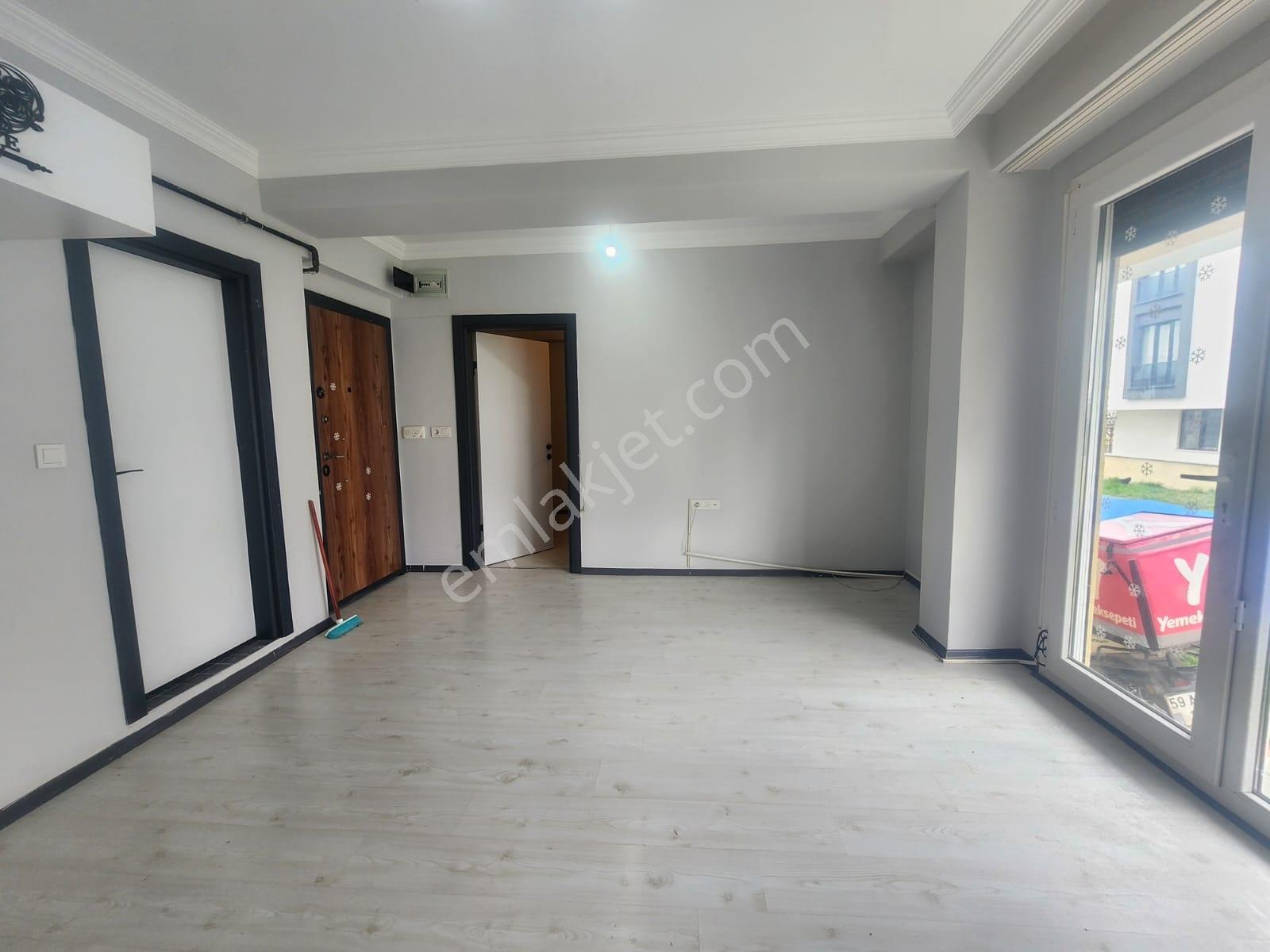 Valley Realtyden Zafer Mah. Havuzlu 1+1 Güney Cephe,iskanlı - Görsel 14
