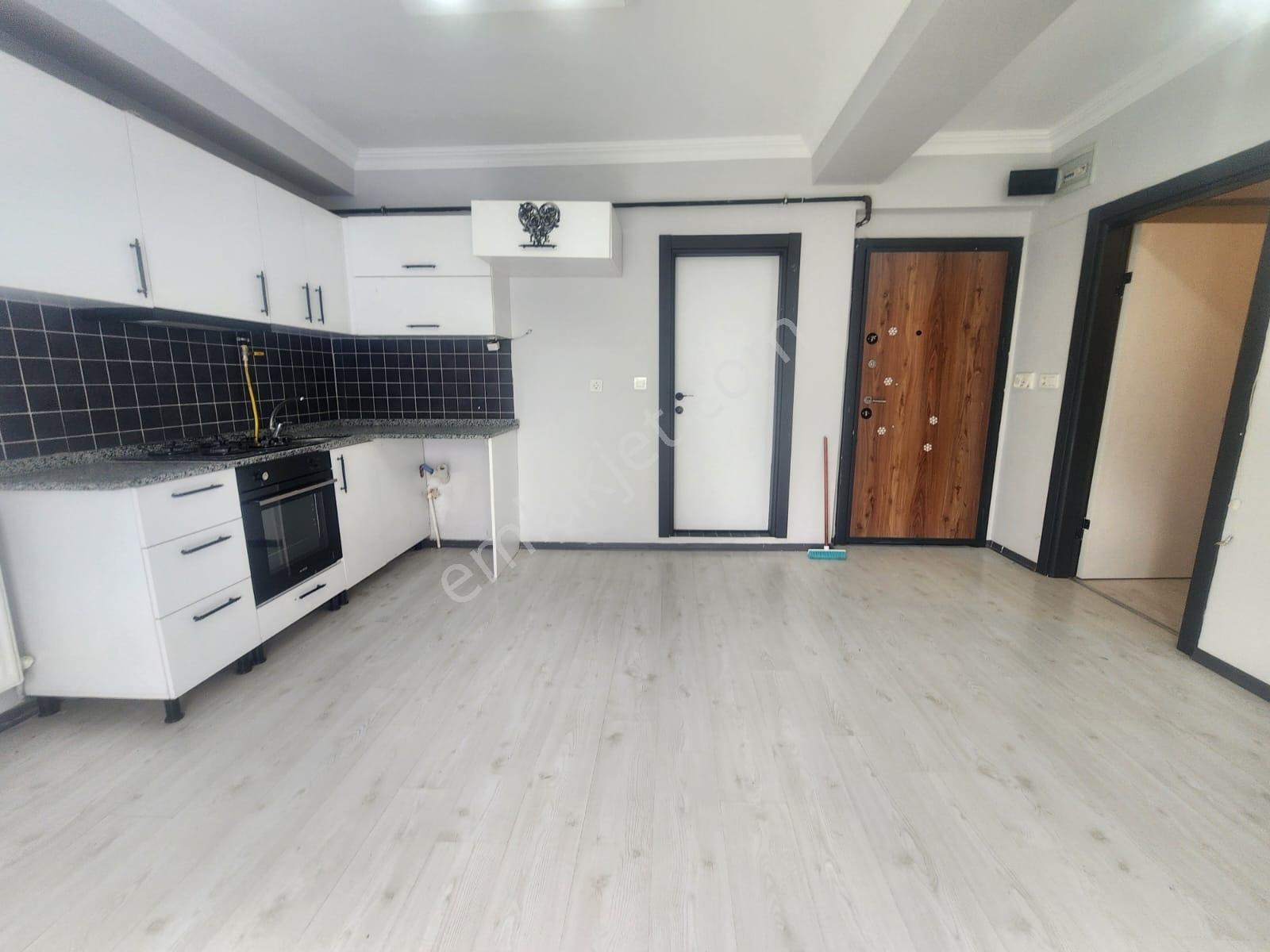 Valley Realtyden Zafer Mah. Havuzlu 1+1 Güney Cephe,iskanlı - Görsel 4