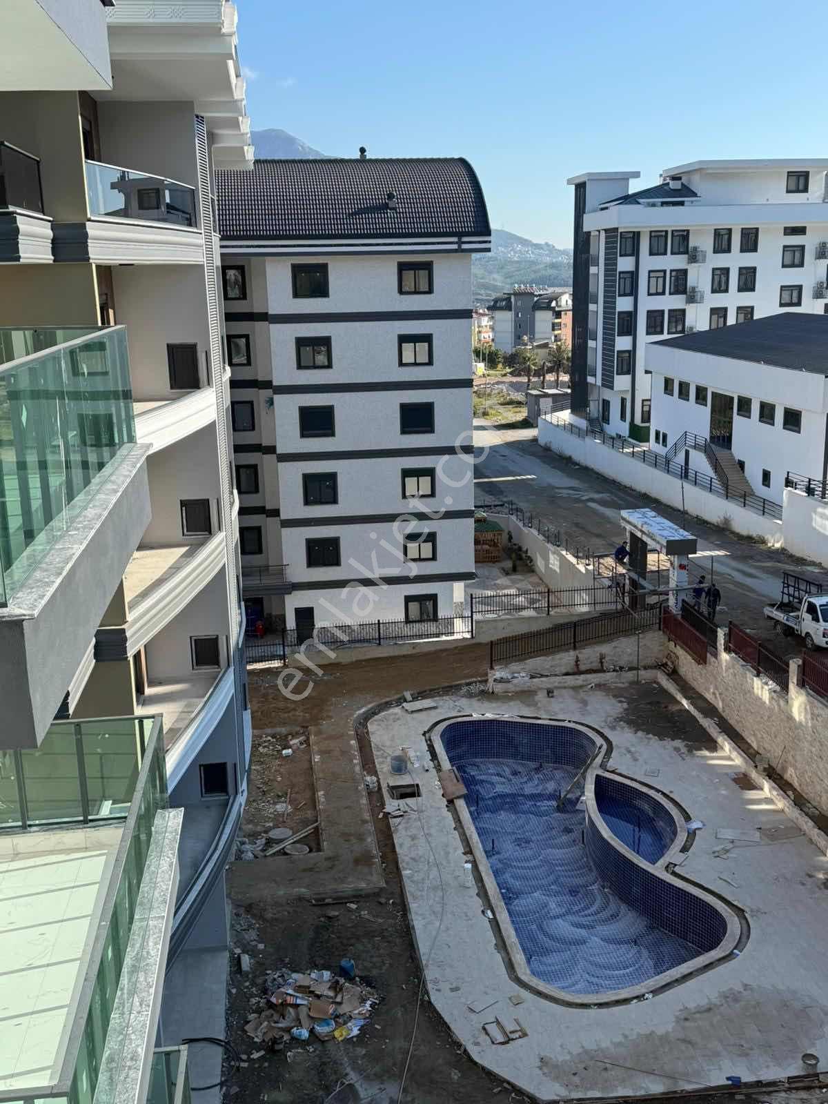 Alanya Çıplaklıda 2+1 Lüks Daire - Görsel 9
