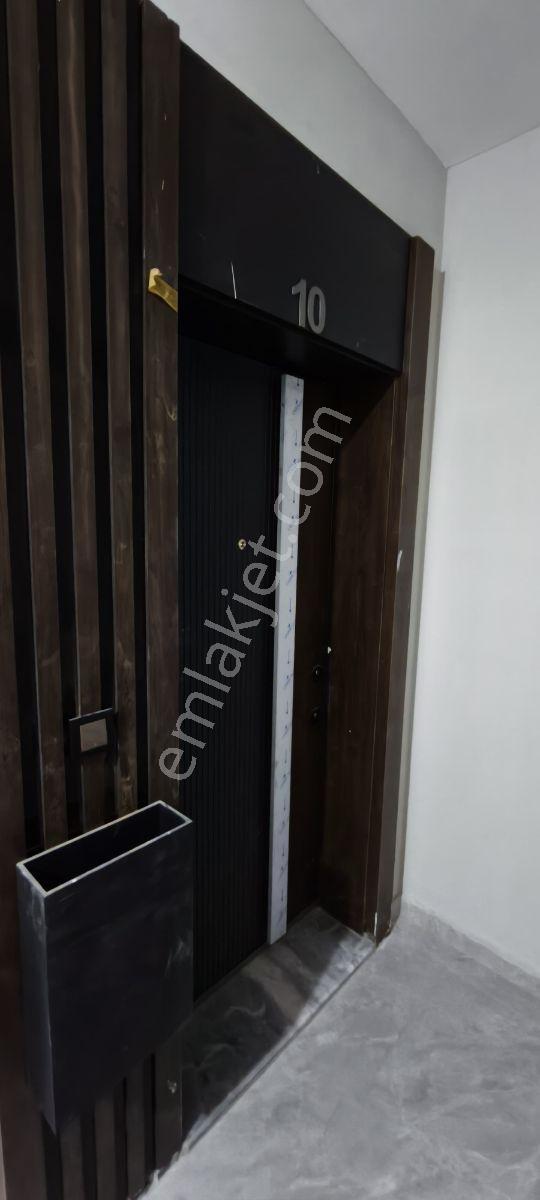 Kapanmaz Manzaralı Geniş Ve Ferah 4+1 Şerefiyeli Köşe Daire - Görsel 4