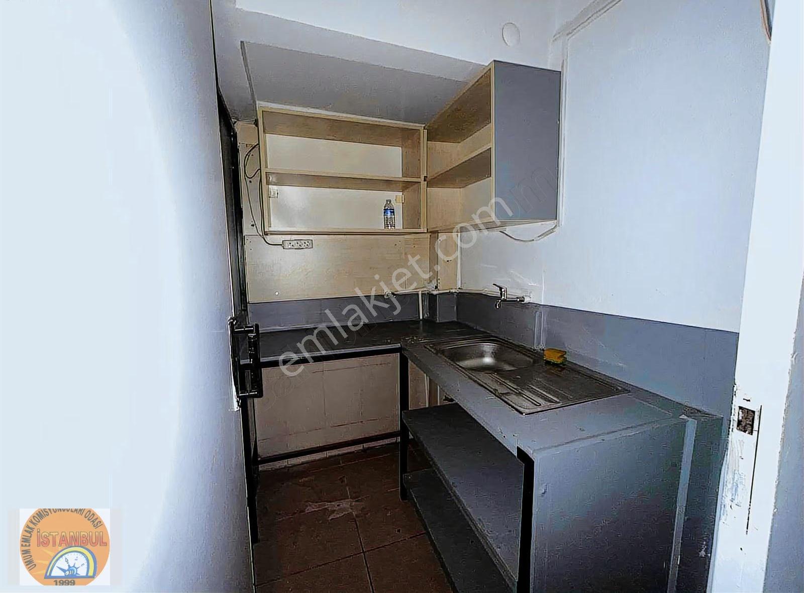 Bakırköy Merkezde Kiralık İş Yeri Yüksek Giriş - Görsel 27