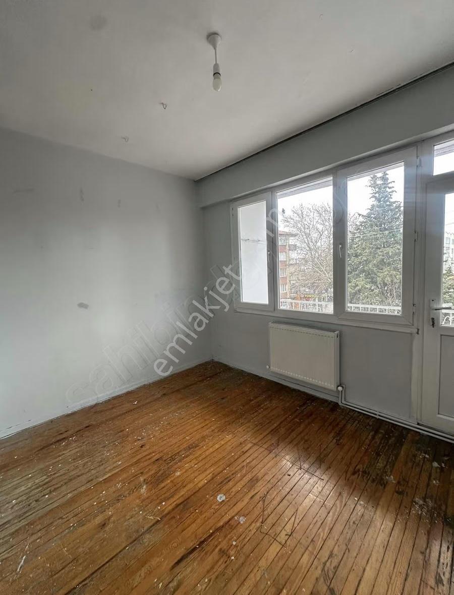 Emrah Emlaktan Kethüda Mahallesinde Kiralık Daire - Görsel 19