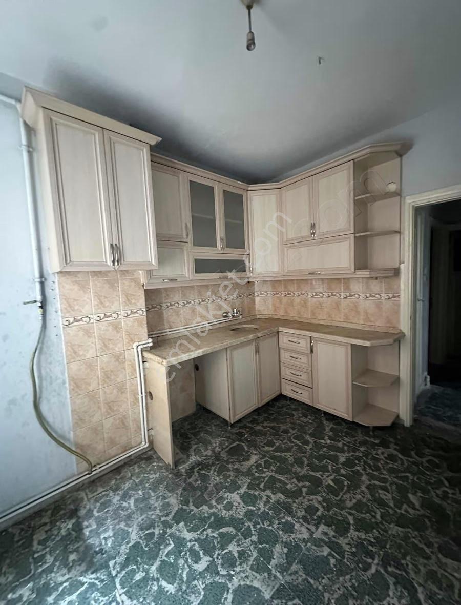 Emrah Emlaktan Kethüda Mahallesinde Kiralık Daire - Görsel 2