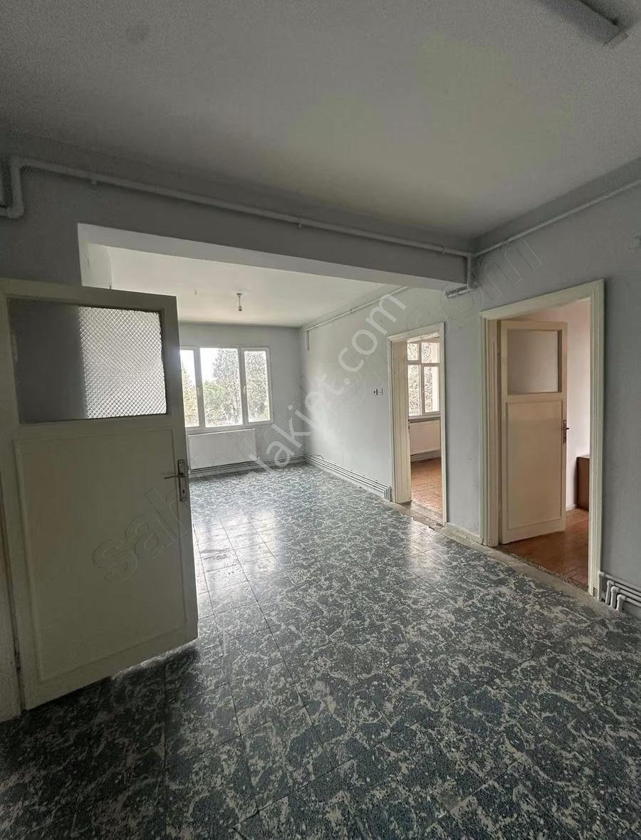 Emrah Emlaktan Kethüda Mahallesinde Kiralık Daire - Görsel 6