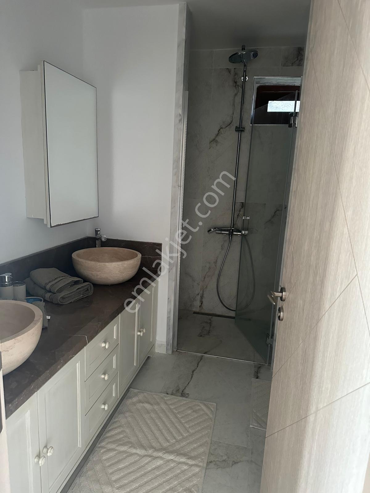 Bodrum Türkbükü Doğa Hanımeli Sitesi Muhteşem Müstakil Kiralık - Görsel 26