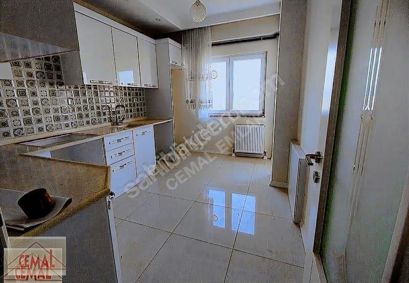 Cemal Emlak Mudanya Güzelyalı Full Deniz Orman Manz 5+1*3 Terasl - Görsel 12
