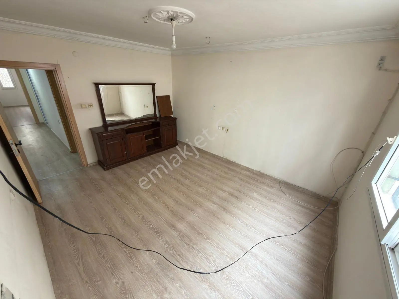 ++çukurova Beyazevler Mah. Kiralık 3+1 Daire Kaktüs Kafe Karşısı - Görsel 3