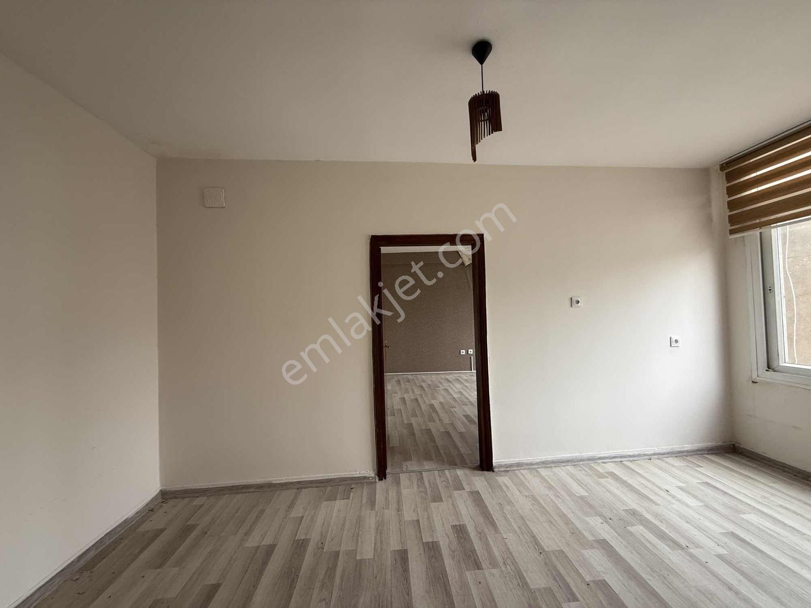 Acil Çarşıda Asansörlü-gündoğdu İskender Üstü 2+1 Ofis Daire - Görsel 22