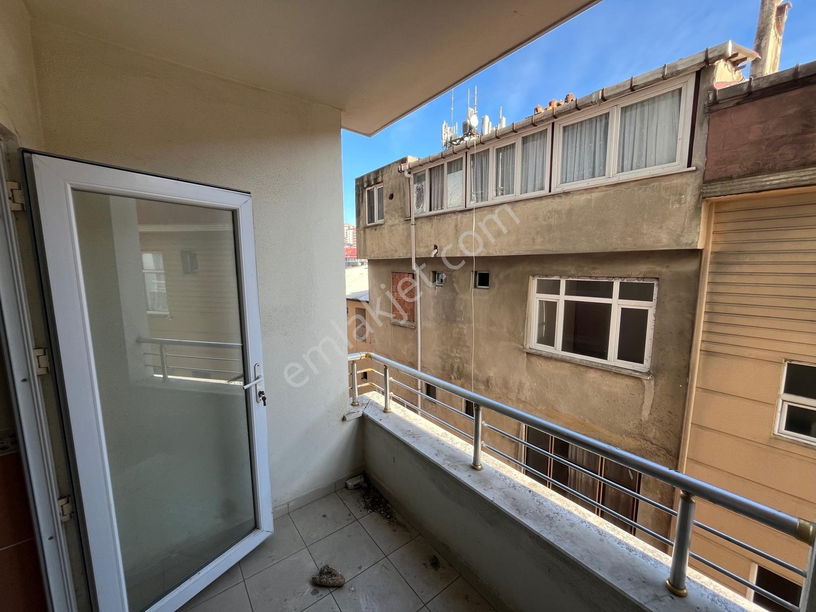 Of Merkezde Site İçerisinde Satılık Geniş 3+1 Daire - Görsel 25