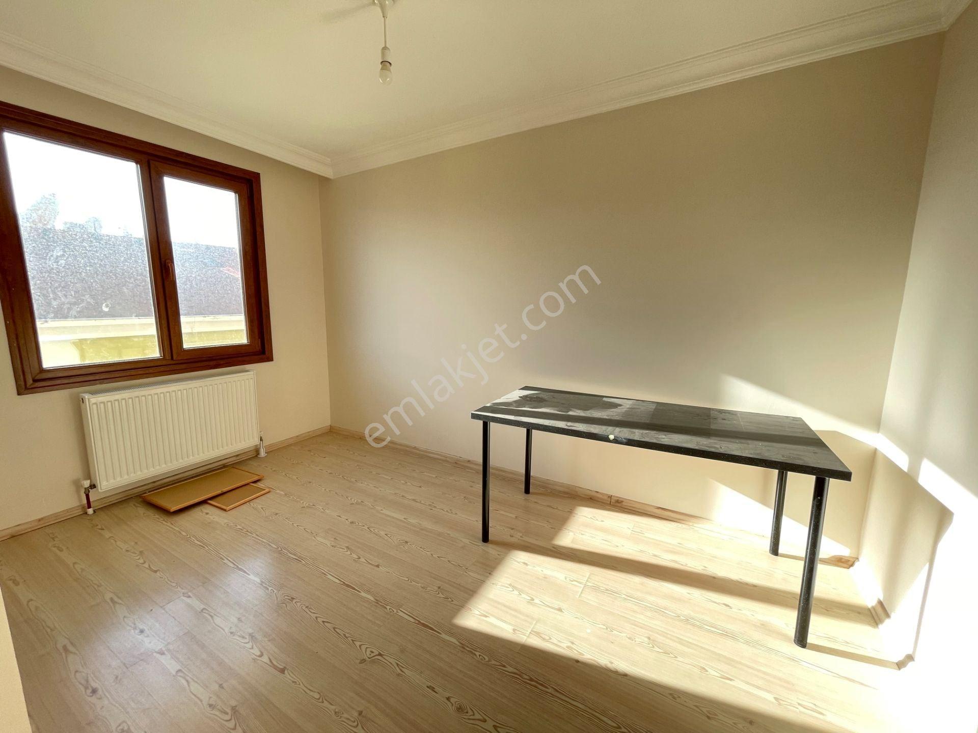 Ataşehir İnönü'de, Adalar Manzaralı Faturalar Dahil 2+1 Eşyasız Daire - Görsel 13