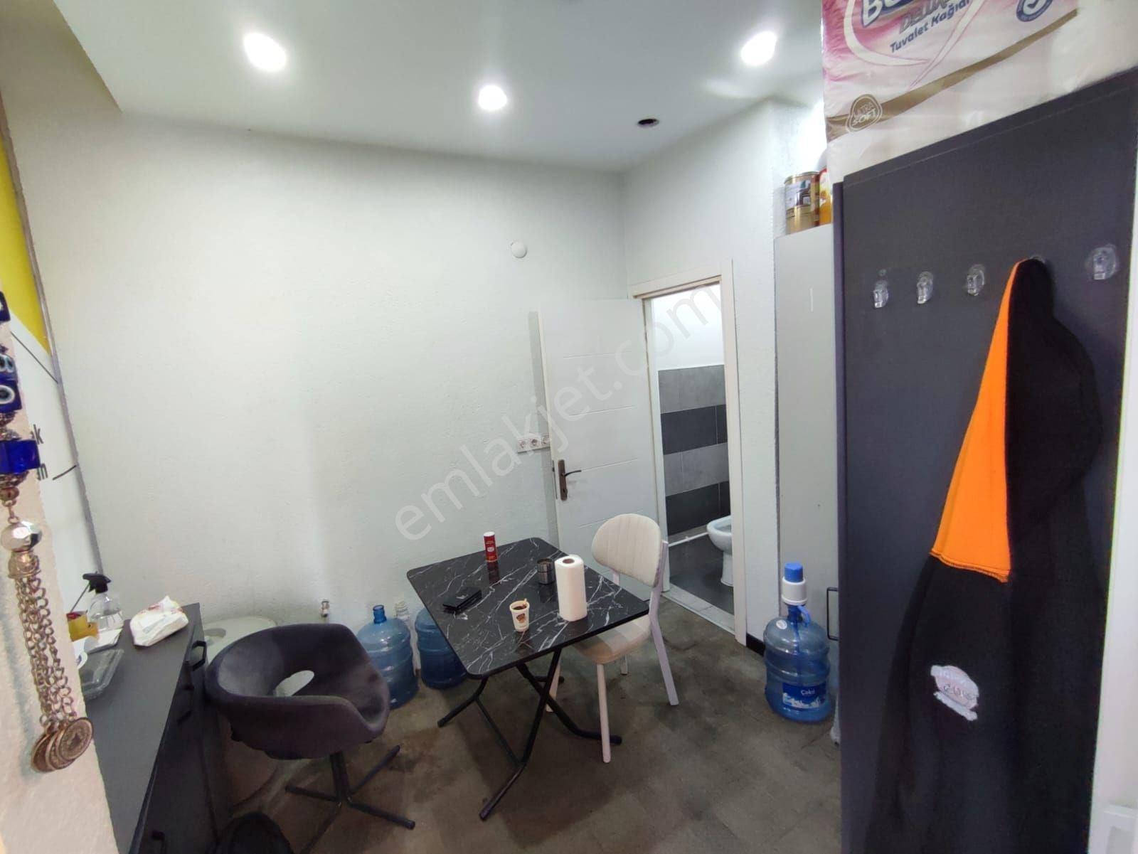 Beylikdüzü Adnan Kahvecide Cadde Üstünde Satılık Depolu Dükkan - Görsel 35