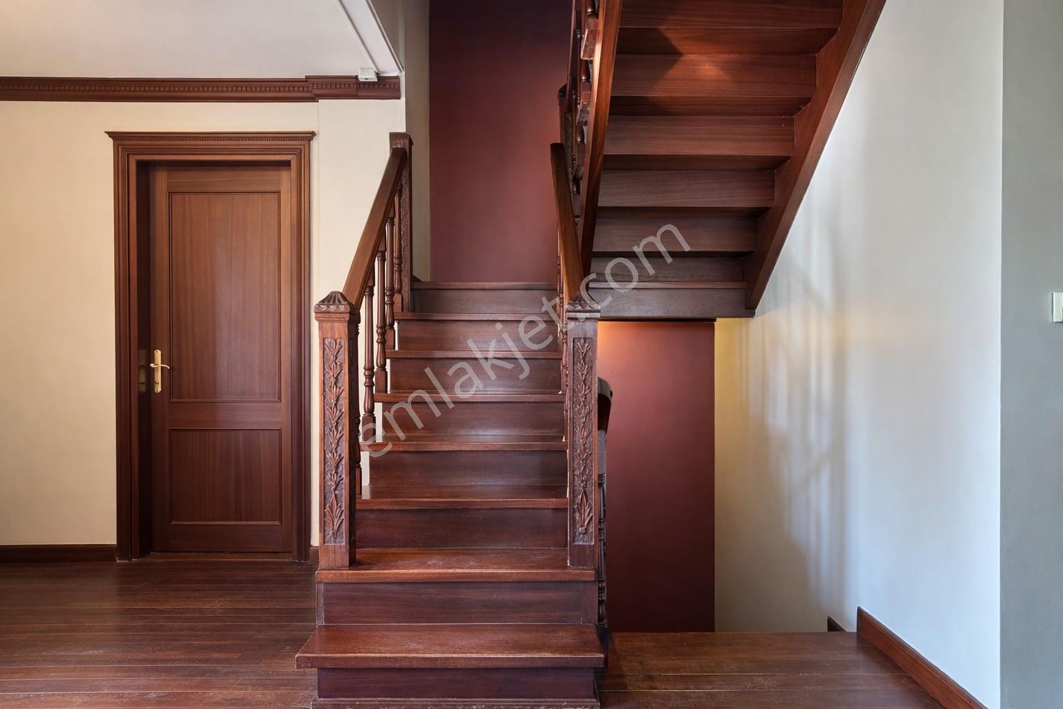 Umas Solutıon'dan Cunda'da | Denize 25m | 6+1 Tripleks Villa - Görsel 12