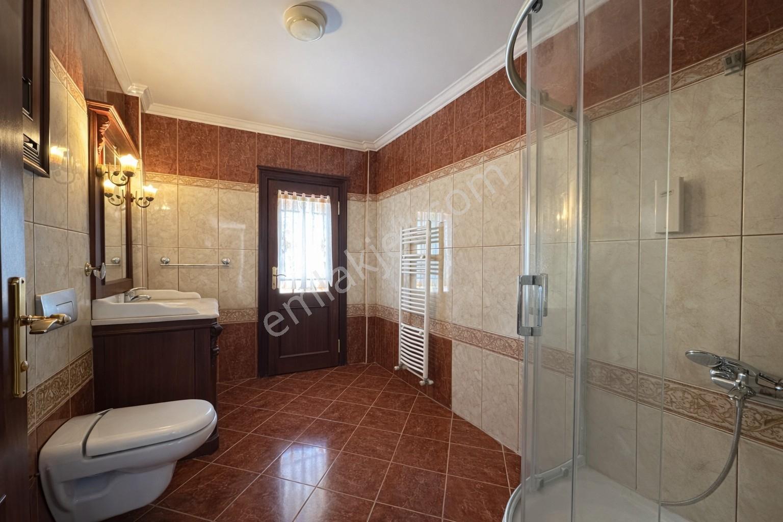 Umas Solutıon'dan Cunda'da | Denize 25m | 6+1 Tripleks Villa - Görsel 19