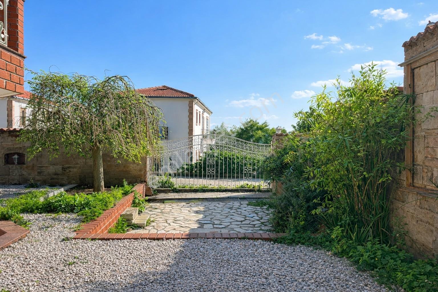 Umas Solutıon'dan Cunda'da | Denize 25m | 6+1 Tripleks Villa - Görsel 8