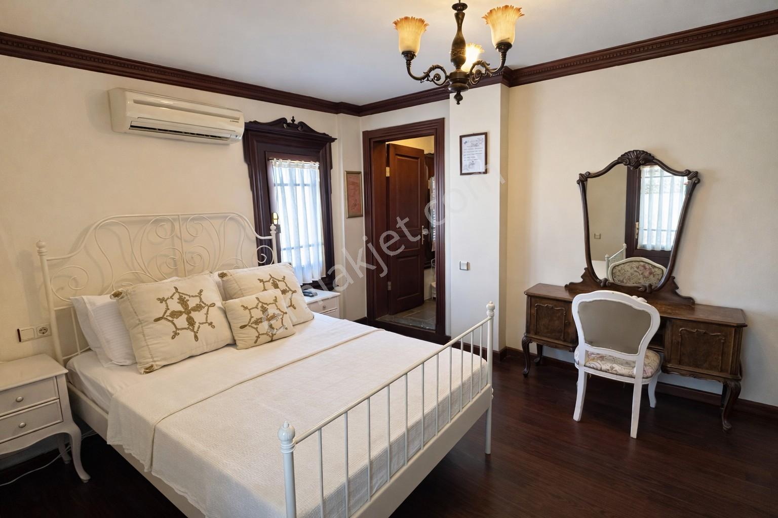 Umas Solutıon'dan Cunda'da | Denize 25m | 6+1 Tripleks Villa - Görsel 32