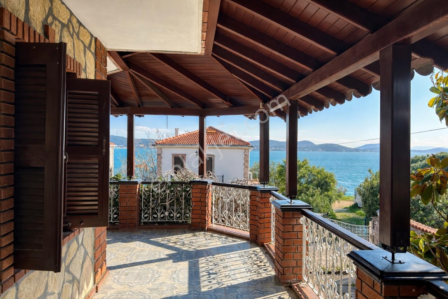 Umas Solutıon'dan Cunda'da | Denize 25m | 6+1 Tripleks Villa - Görsel 2