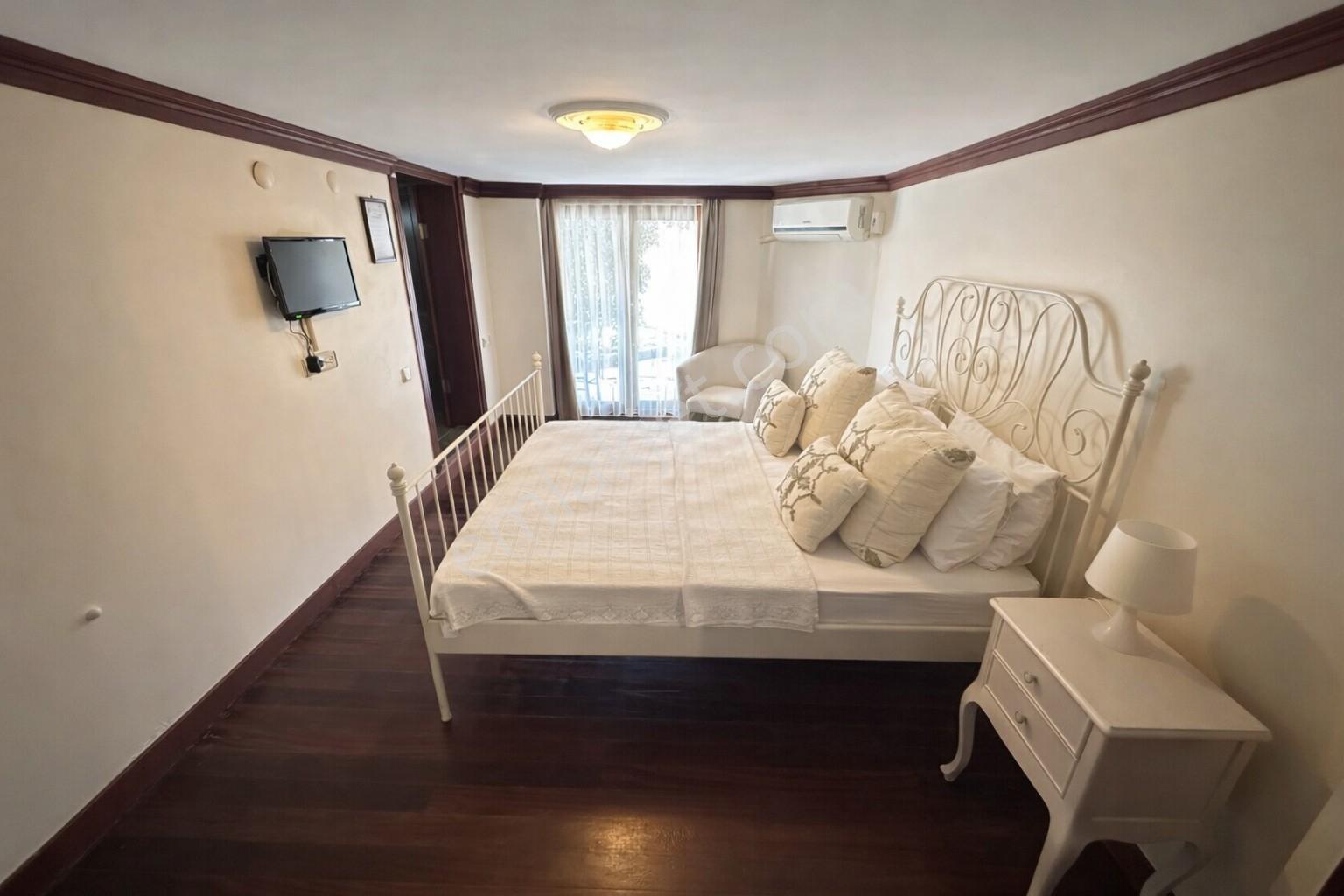 Umas Solutıon'dan Cunda'da | Denize 25m | 6+1 Tripleks Villa - Görsel 28