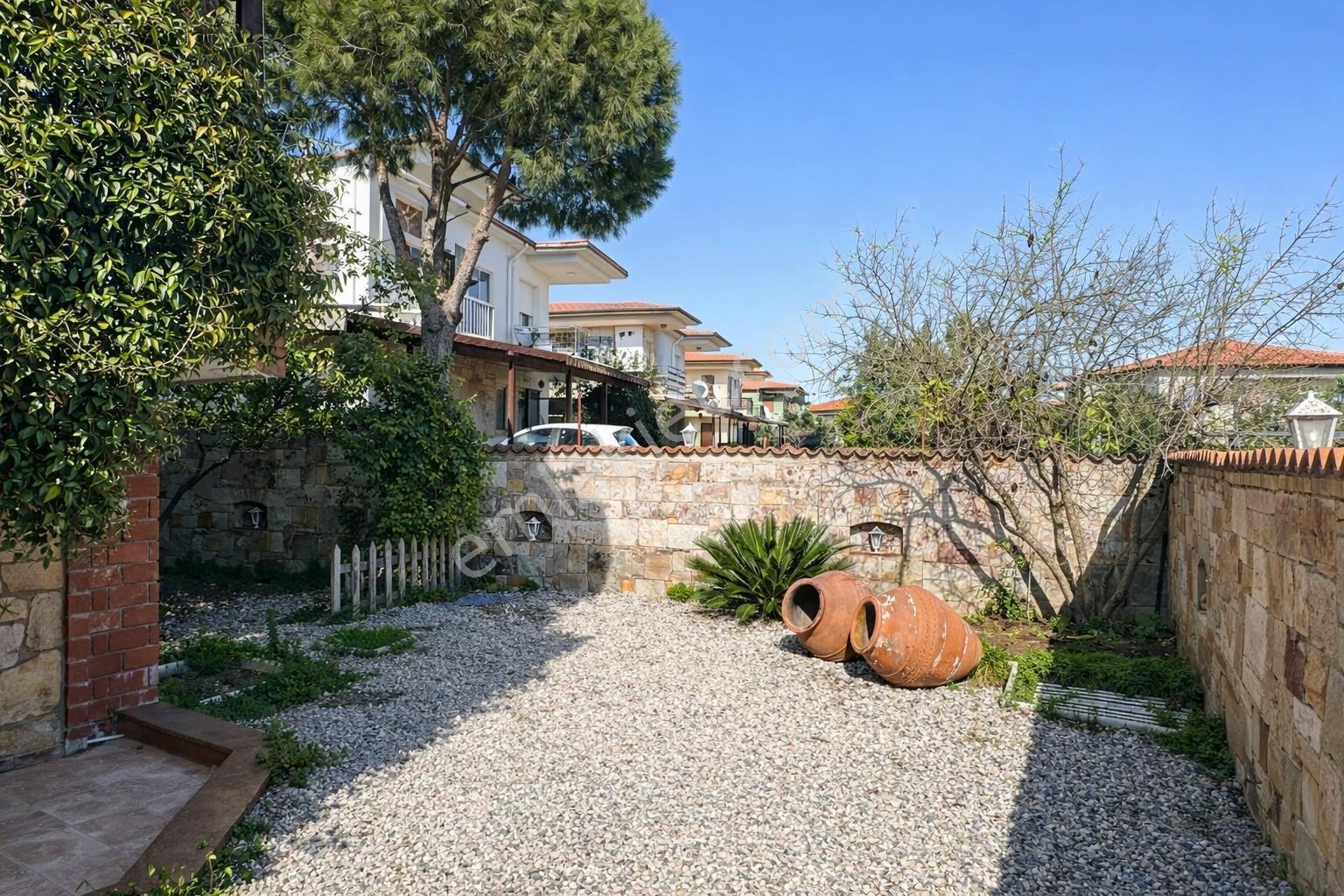 Umas Solutıon'dan Cunda'da | Denize 25m | 6+1 Tripleks Villa - Görsel 20