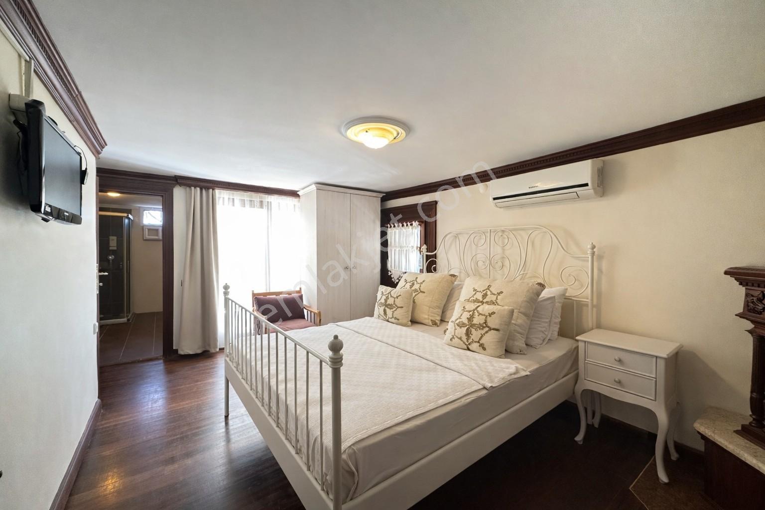 Umas Solutıon'dan Cunda'da | Denize 25m | 6+1 Tripleks Villa - Görsel 10