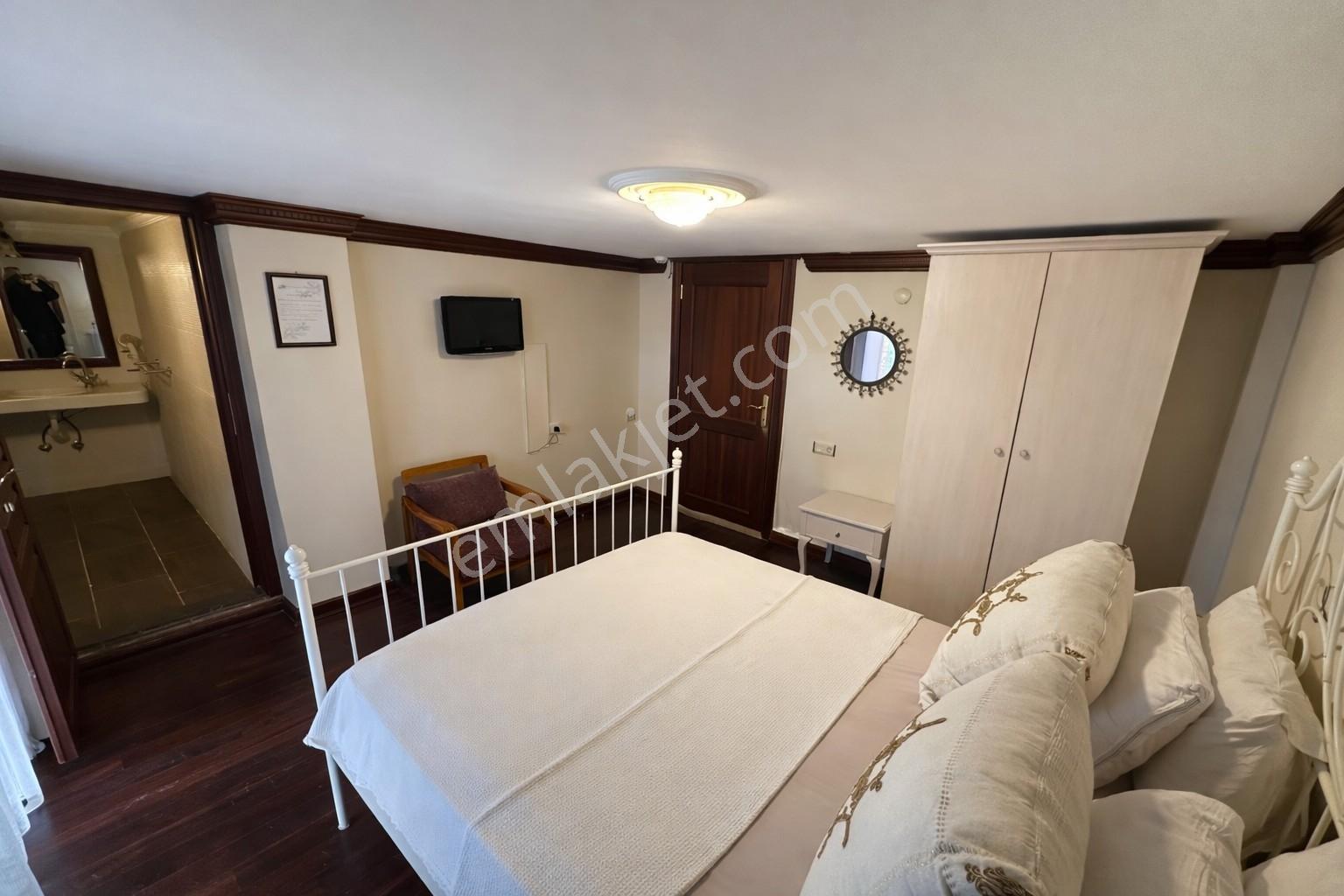 Umas Solutıon'dan Cunda'da | Denize 25m | 6+1 Tripleks Villa - Görsel 25