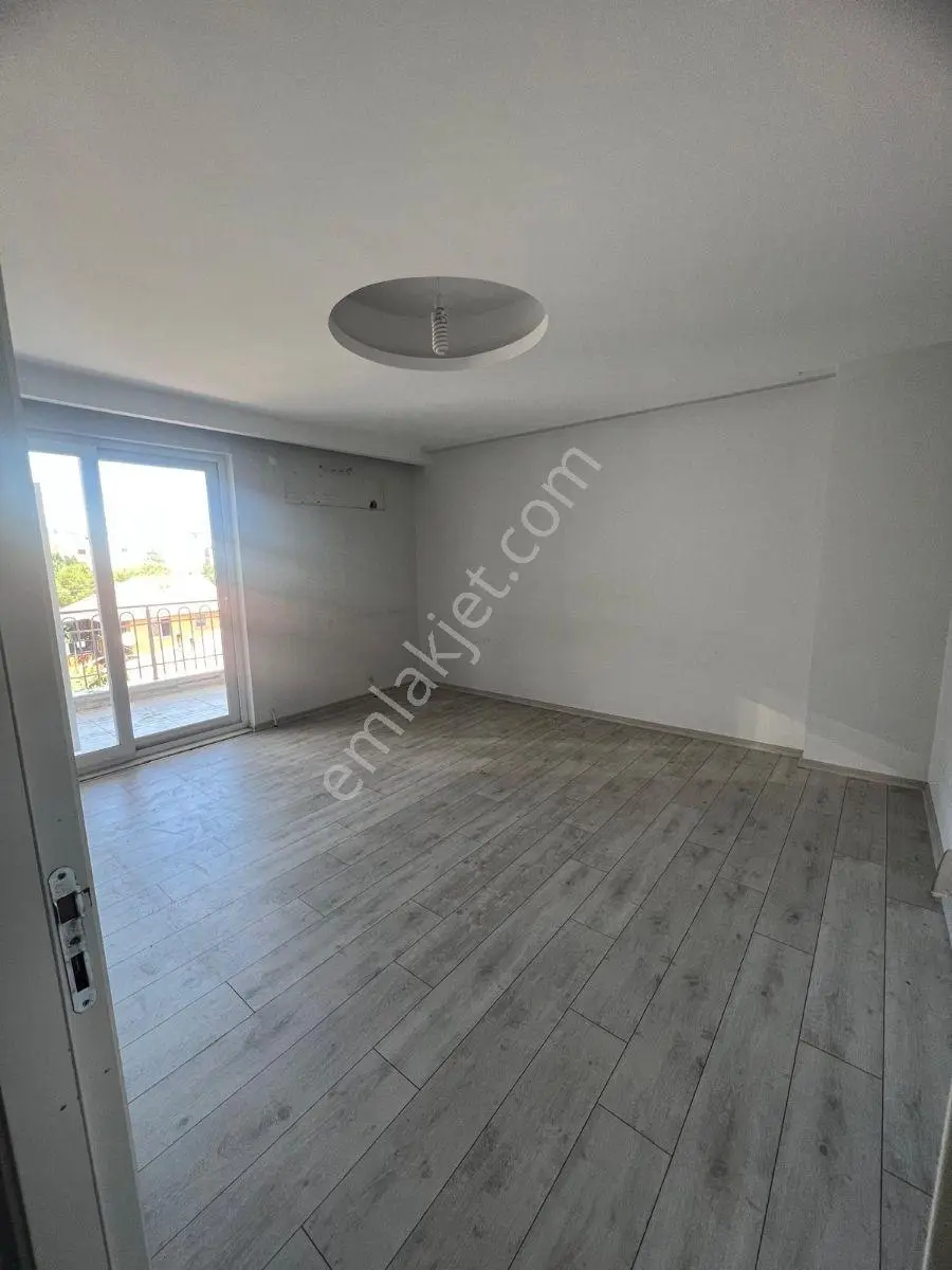 Erenköyde Kiralık 2+1 Asansörlü 3.kat Ayrı Mutfak Daire - Görsel 5