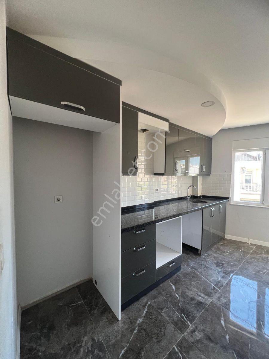 Erenköyde Kiralık 2+1 Asansörlü 3.kat Ayrı Mutfak Daire - Görsel 17