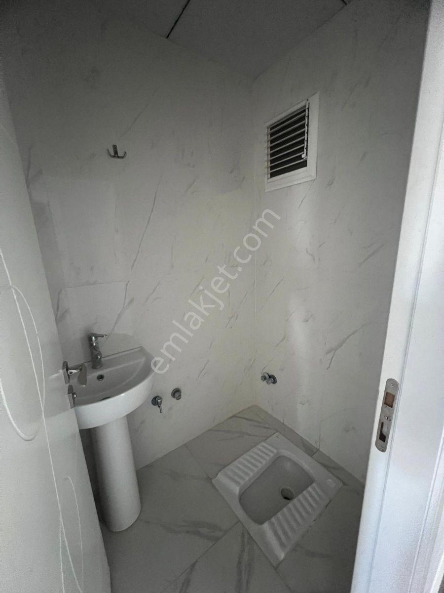 Erenköyde Kiralık 2+1 Asansörlü 3.kat Ayrı Mutfak Daire - Görsel 15