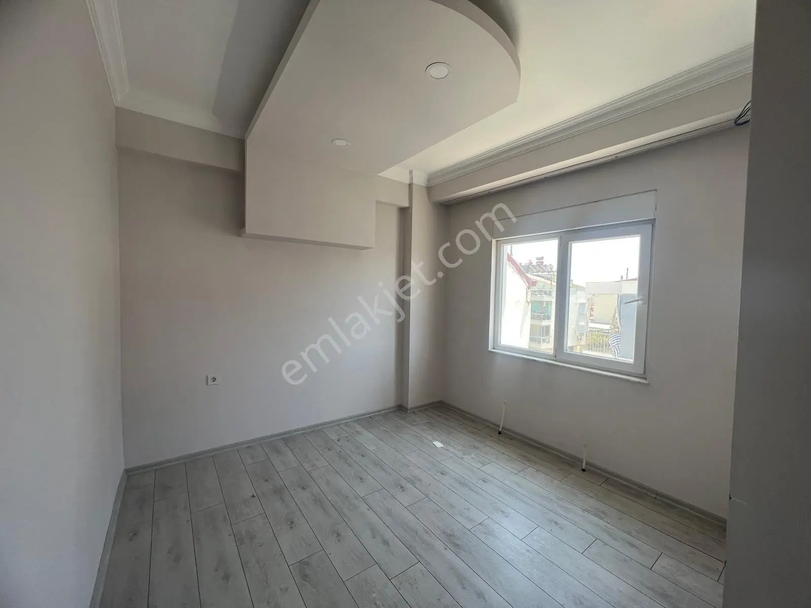 Erenköyde Kiralık 2+1 Asansörlü 3.kat Ayrı Mutfak Daire - Görsel 4