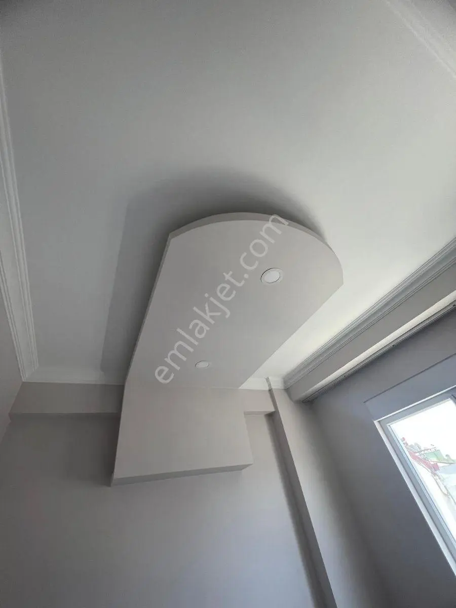 Erenköyde Kiralık 2+1 Asansörlü 3.kat Ayrı Mutfak Daire - Görsel 2