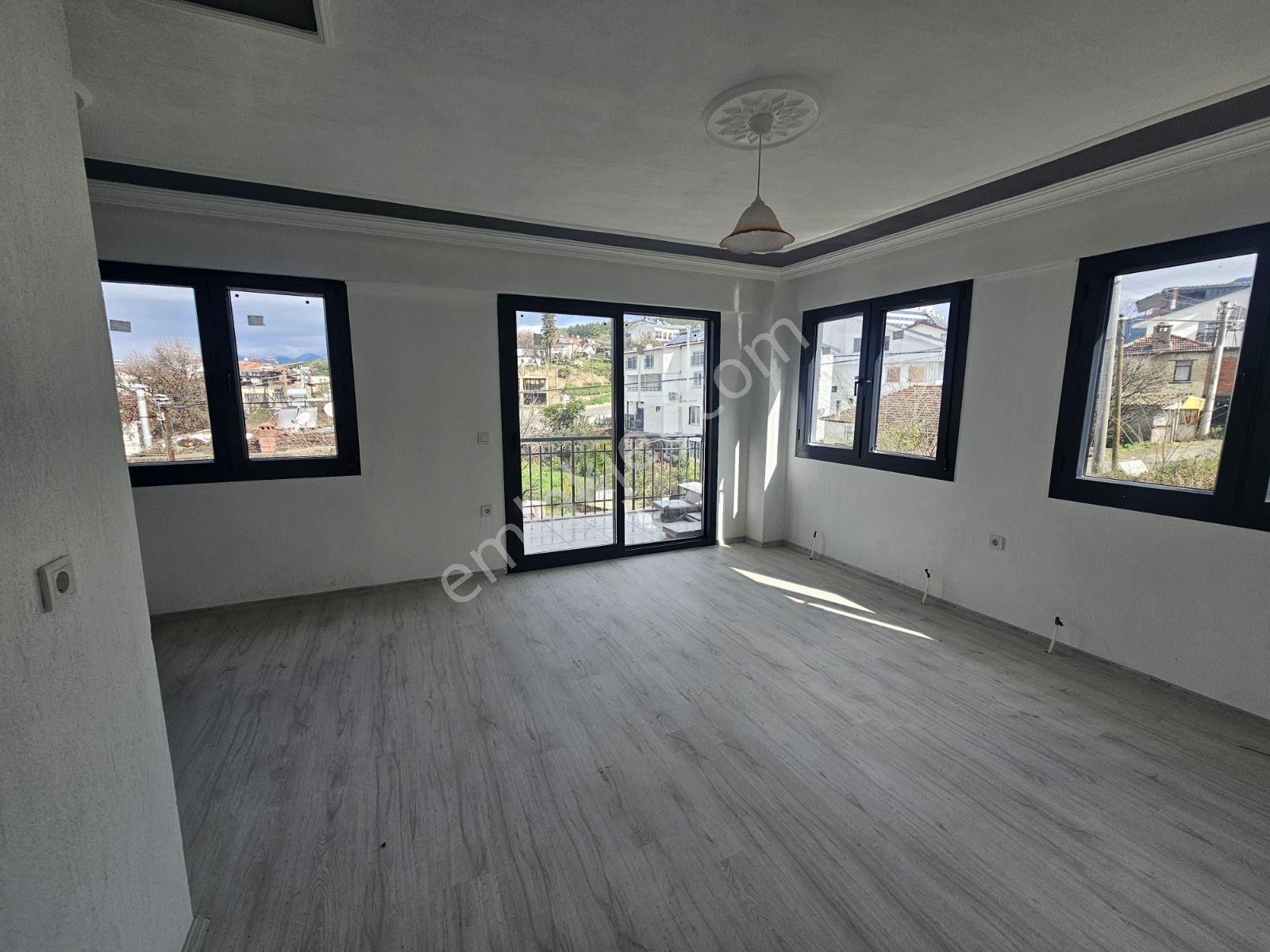 Seydikemer Gerişburnu Mah. 2+1 Ara Kat Kiralık Daire - Görsel 12