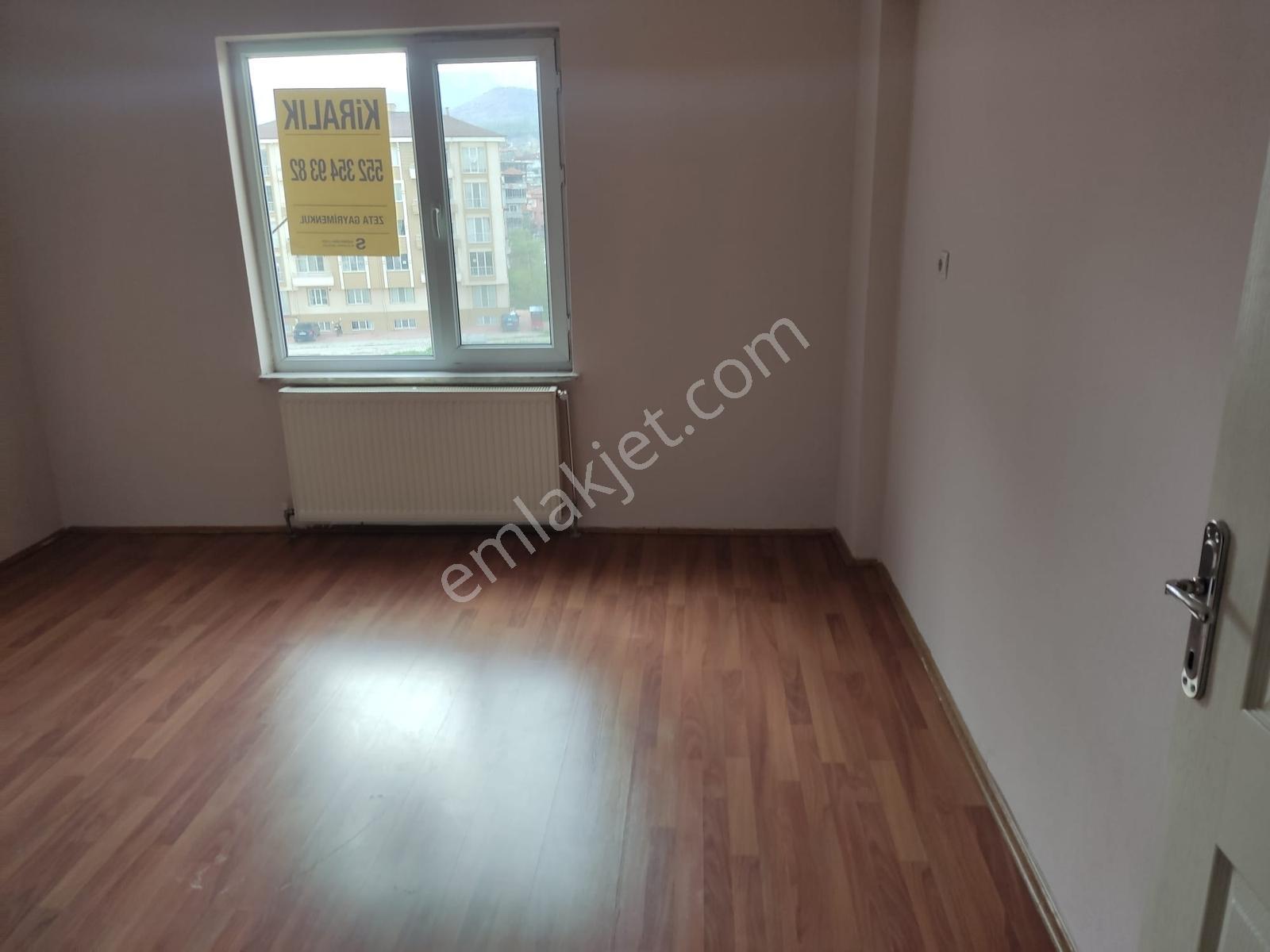 İstanbul Yolu Kenarında 3+1 Geniş Ve Temiz Daire - Görsel 12