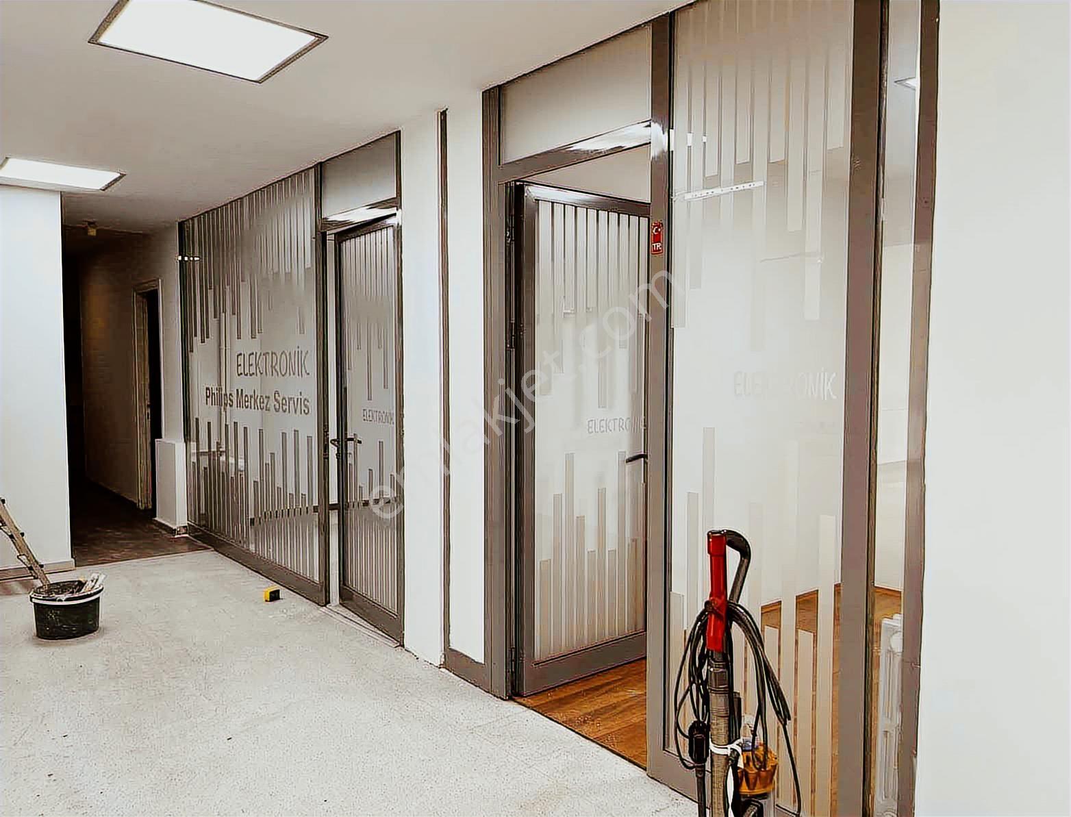 Fulya Mehmetçik Caddesinde Kiralık 300m2 Dükkan/mağaza - Görsel 2