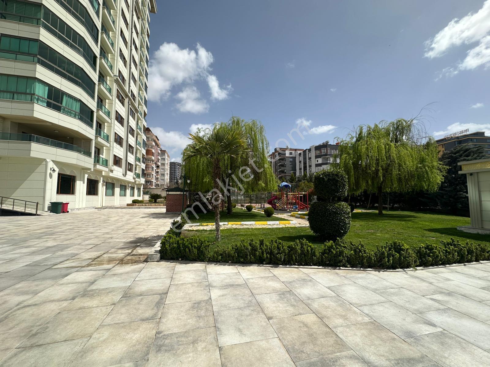 Akev Gayrimenkul'den Doğukent Osmanlı Sitesi Lüks 4+1 Daire - Görsel 19