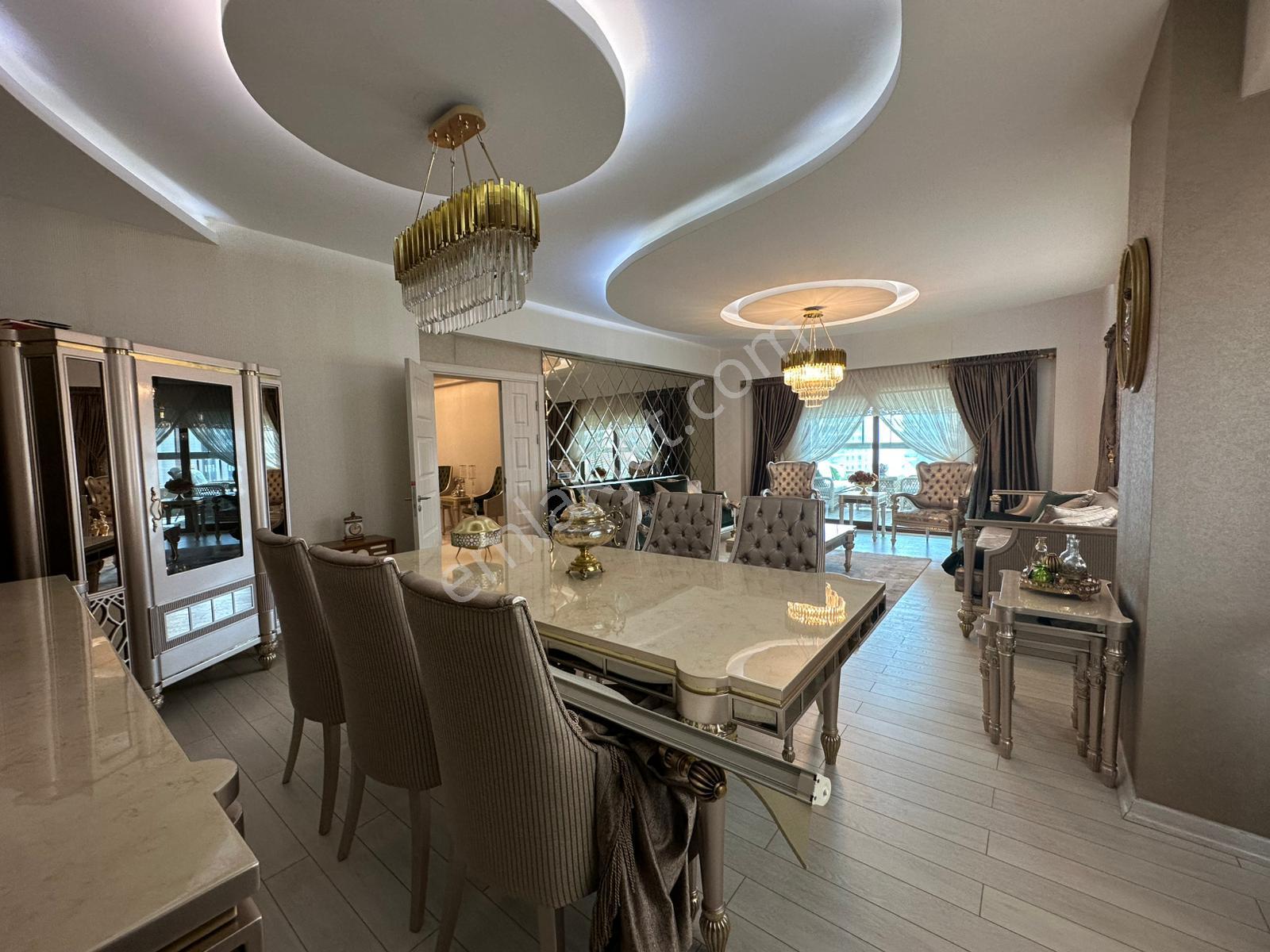 Akev Gayrimenkul'den Doğukent Osmanlı Sitesi Lüks 4+1 Daire - Görsel 12