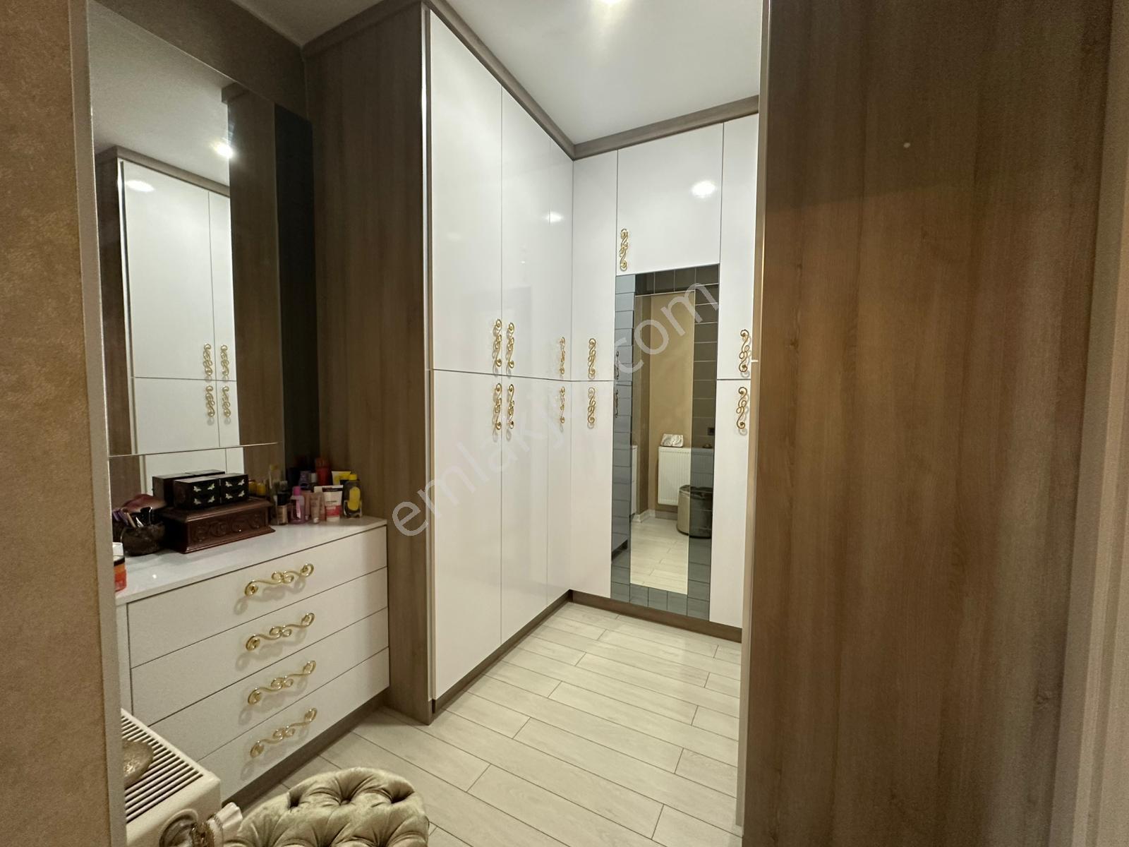 Akev Gayrimenkul'den Doğukent Osmanlı Sitesi Lüks 4+1 Daire - Görsel 32