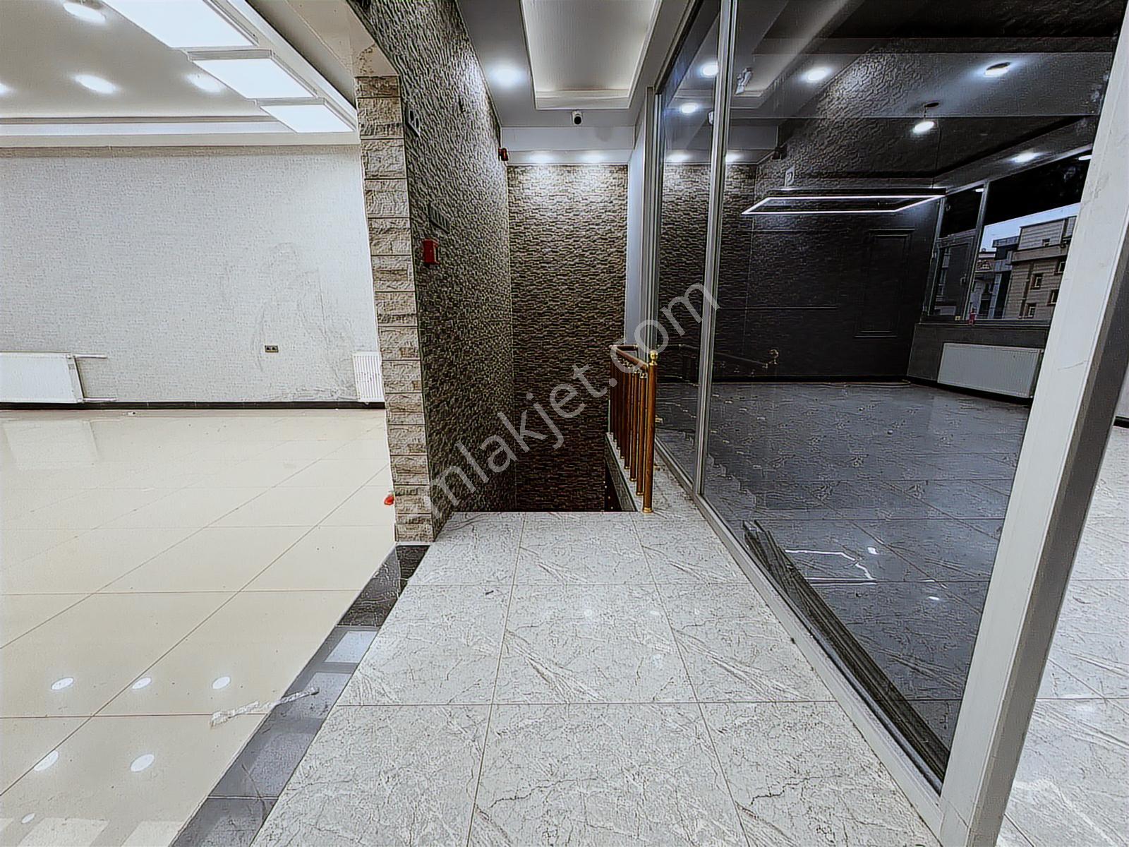 Bağcılar Kirazlı Mahallesi 250m2 Dekorasyonlu Dükkan-mağaza - Görsel 20