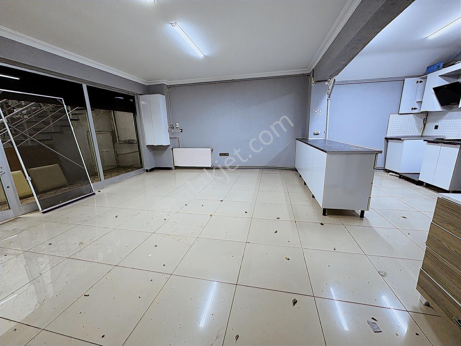 Bağcılar Kirazlı Mahallesi 250m2 Dekorasyonlu Dükkan-mağaza - Görsel 4
