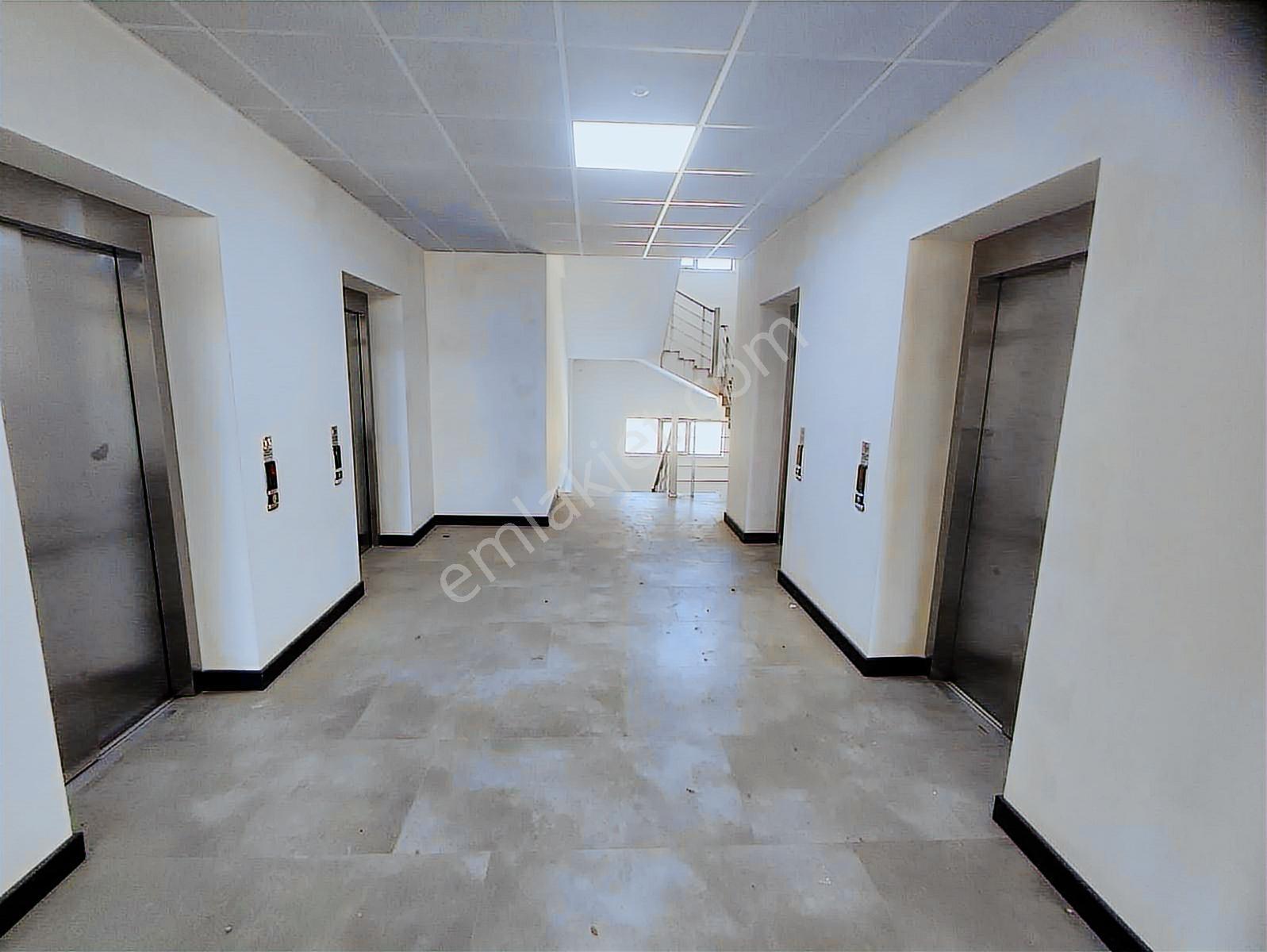 Acil Satılık Devlet Hastanesi Karşısı 40m2 Sıfır Ofis İşyeri - Görsel 15