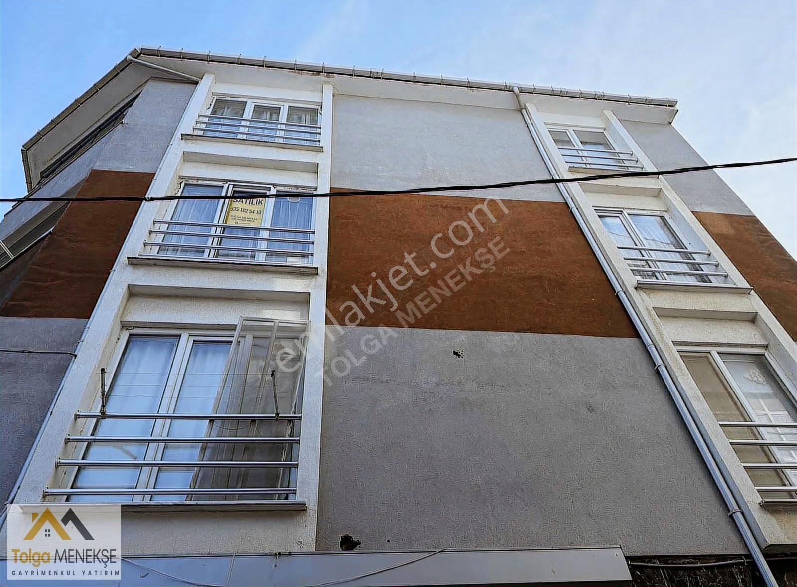 Kumbağ'da Cadde Üstü 60m2 İskanlı Denize 200 Mt 1+1 Daire - Görsel 5