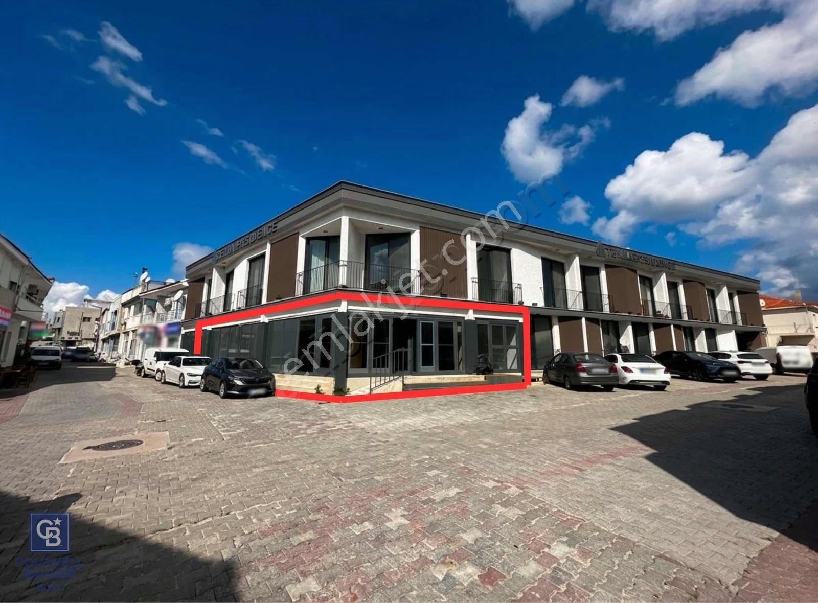 Çeşme Dalyanda Kiralık İşyeri 435 M² Zincir Marketler Yanı