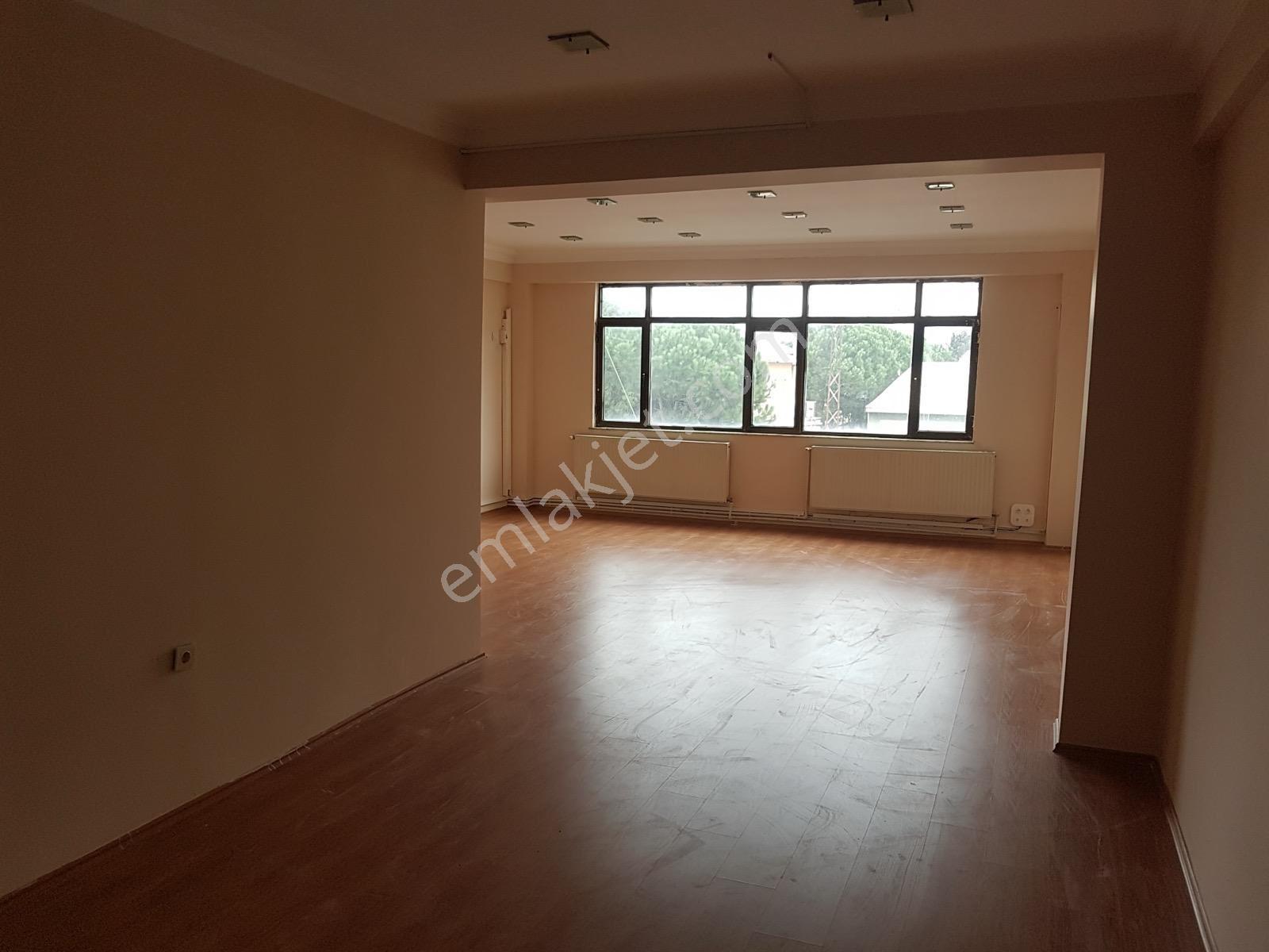 Kurtköy Sanayi’de 2300 M2 3 Katlı Kiralık Fabrika&üretim Tesisi - Görsel 15