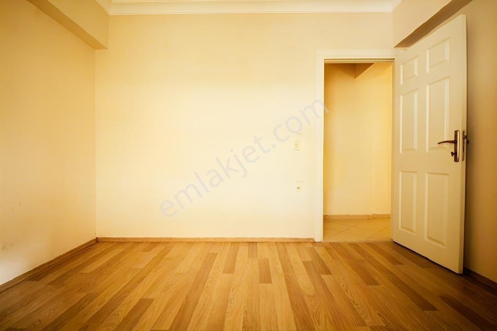 Nusratiye Mavili Bahçede 2+1 Konumu Mükemmel 85m² Satılık Daire - Görsel 8