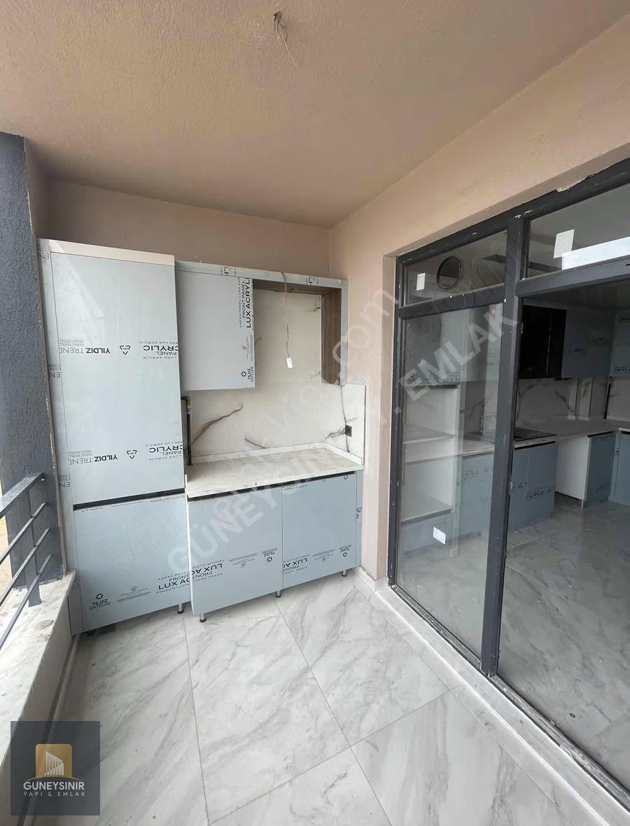 Şehir Hastanesi Yakını Cadde Cepheli Lüks 3+1 - Görsel 3